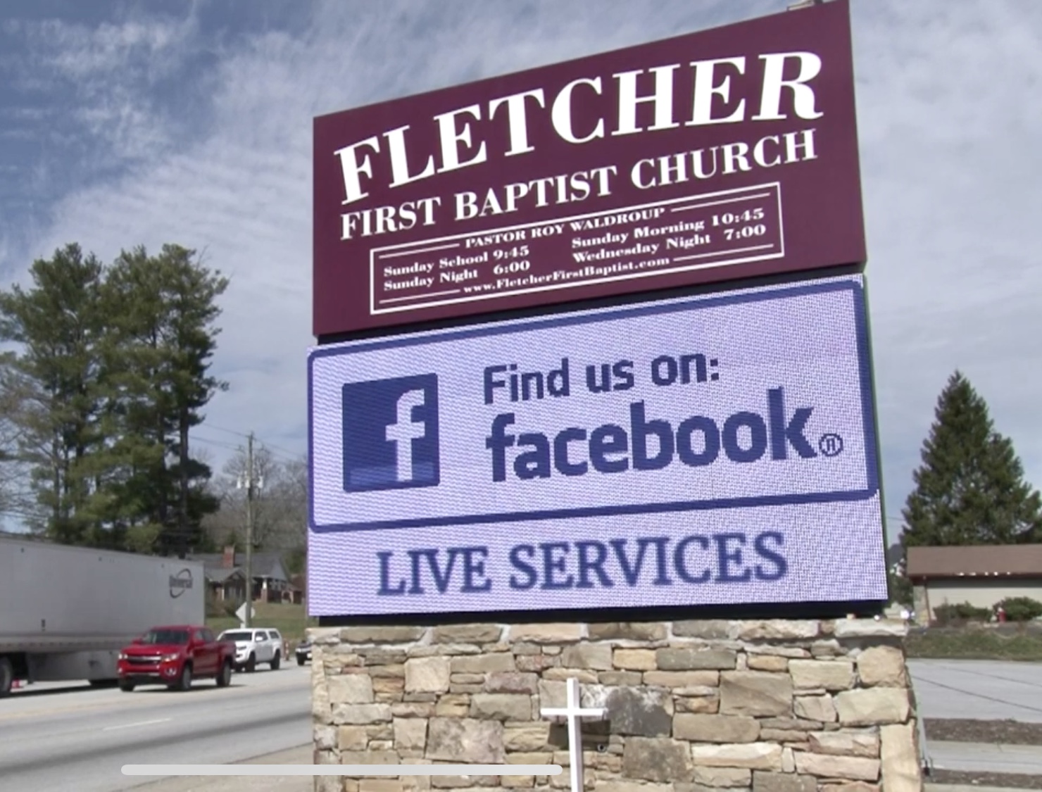 Read more about the article Does My Church Need An LED Display Sign?
